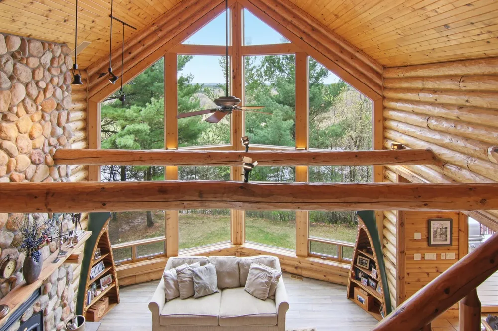 E8200 260th Avenue Elk Mound, WI 54739