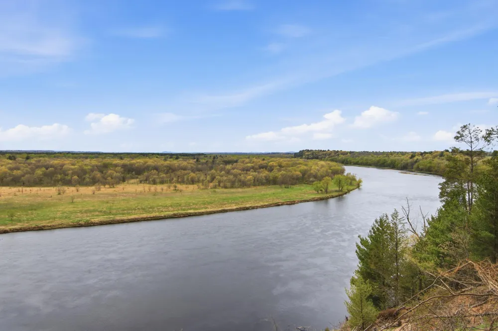 E8200 260th Avenue Elk Mound, WI 54739