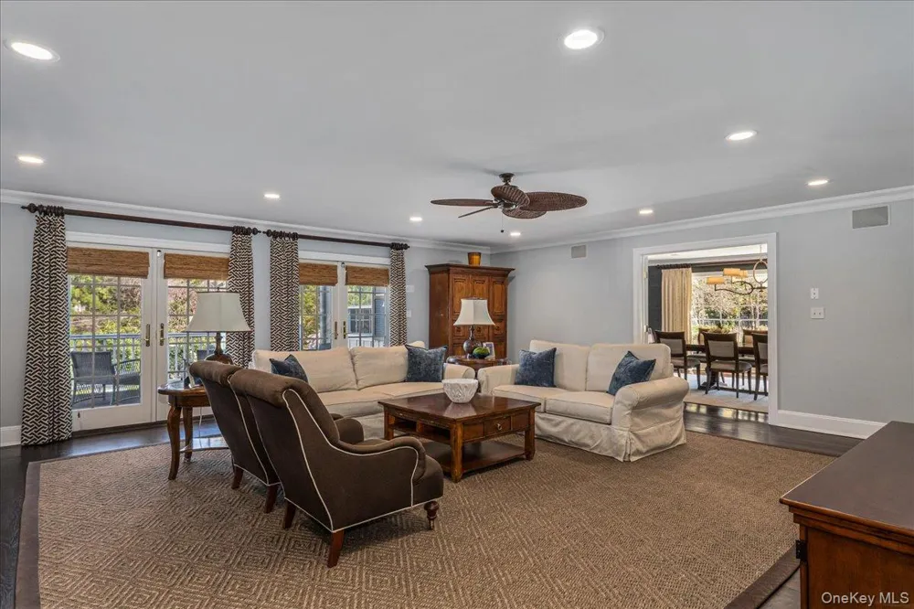 100 Elderfields Road Manhasset, NY 11030