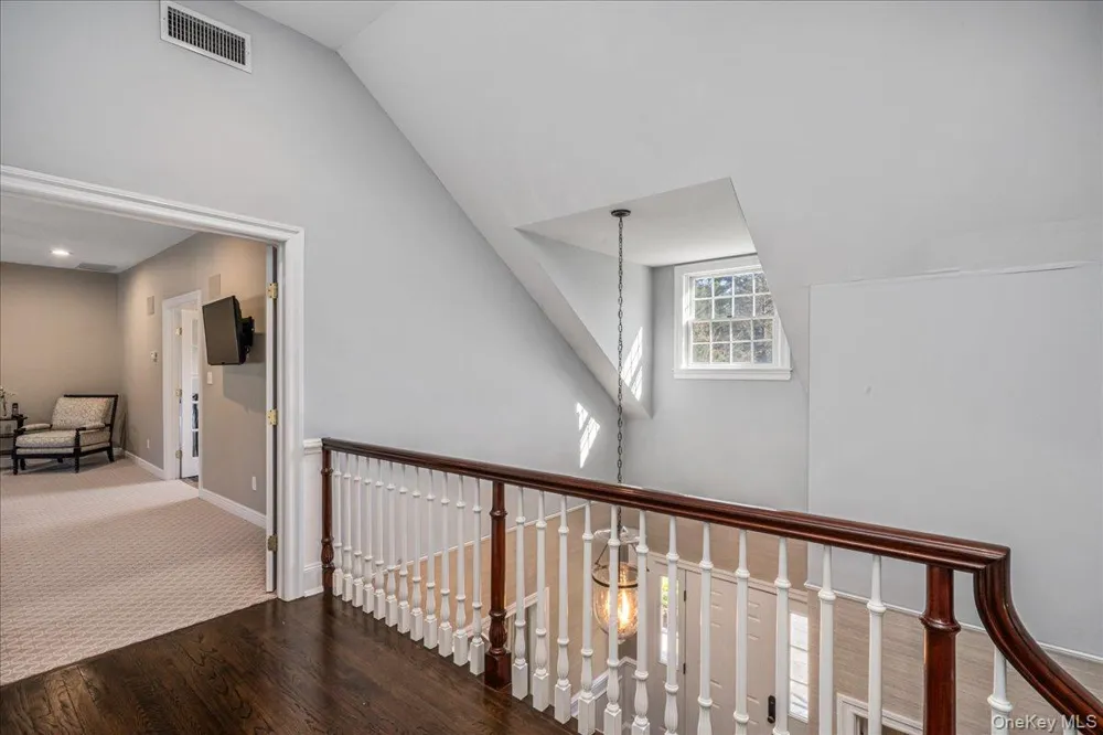100 Elderfields Road Manhasset, NY 11030