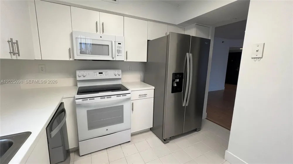 3300 NE 192nd St #418 Aventura, FL 33180
