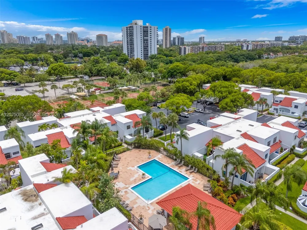 20908 Leeward Ct #231-3 Aventura, FL 33180