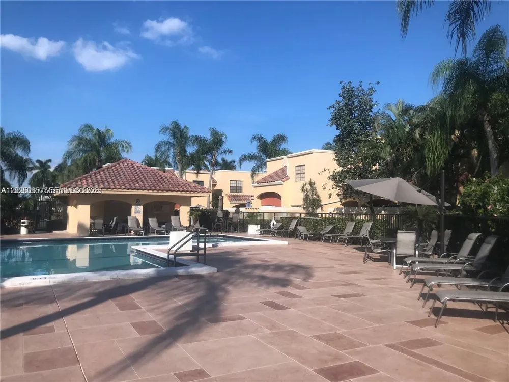 20908 Leeward Ct #231-3 Aventura, FL 33180