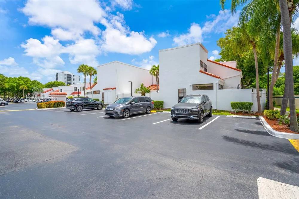20908 Leeward Ct #231-3 Aventura, FL 33180