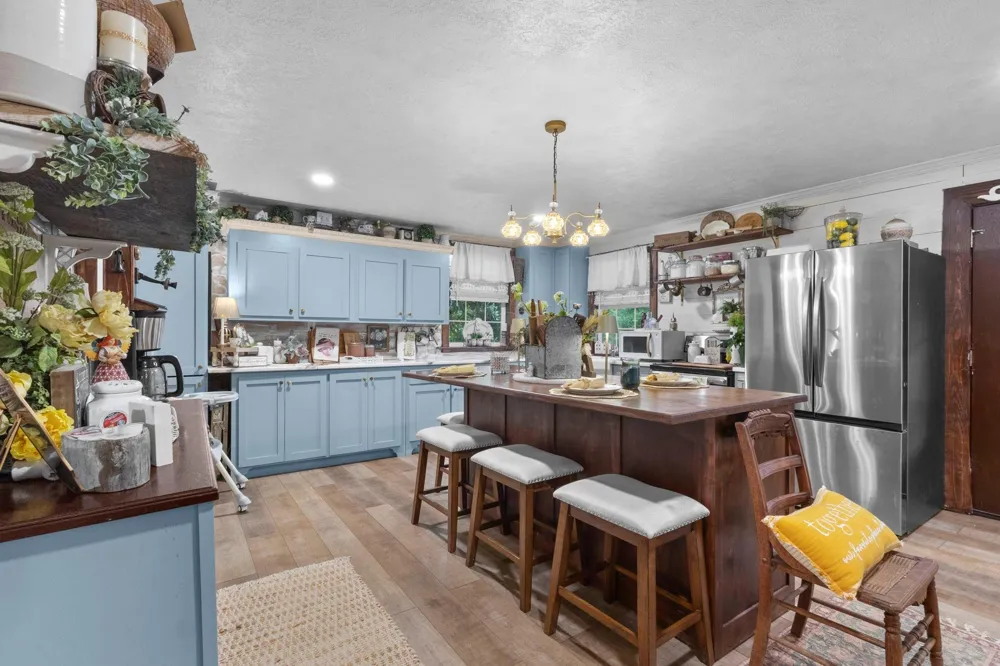 505 County Road 4101 Call, TX 75933