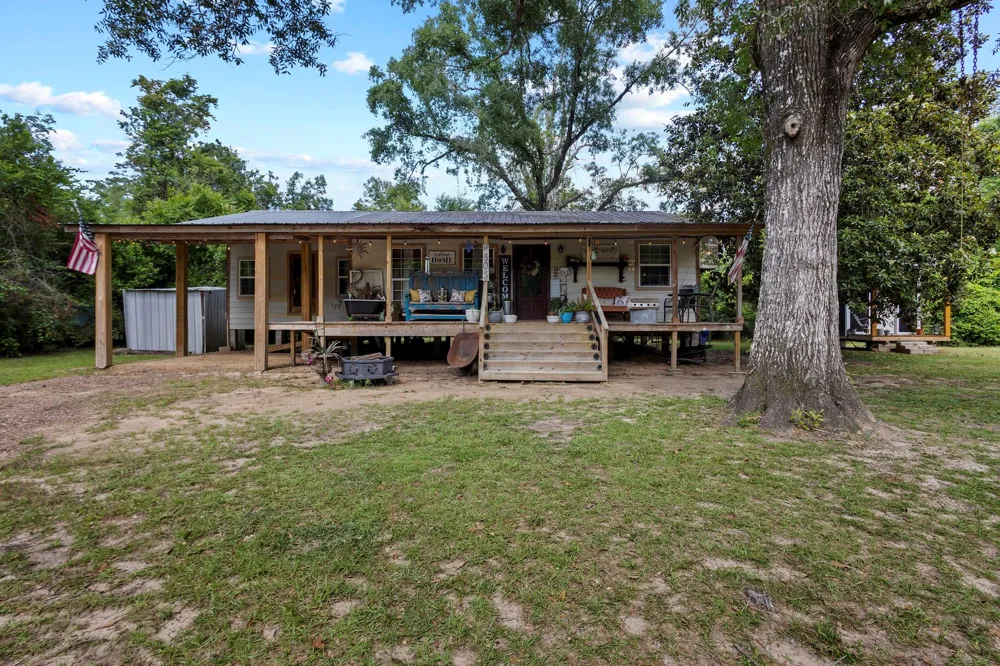 505 County Road 4101 Call, TX 75933