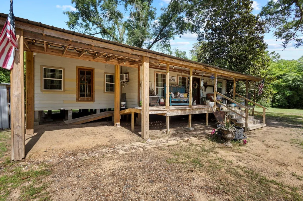 505 County Road 4101 Call, TX 75933
