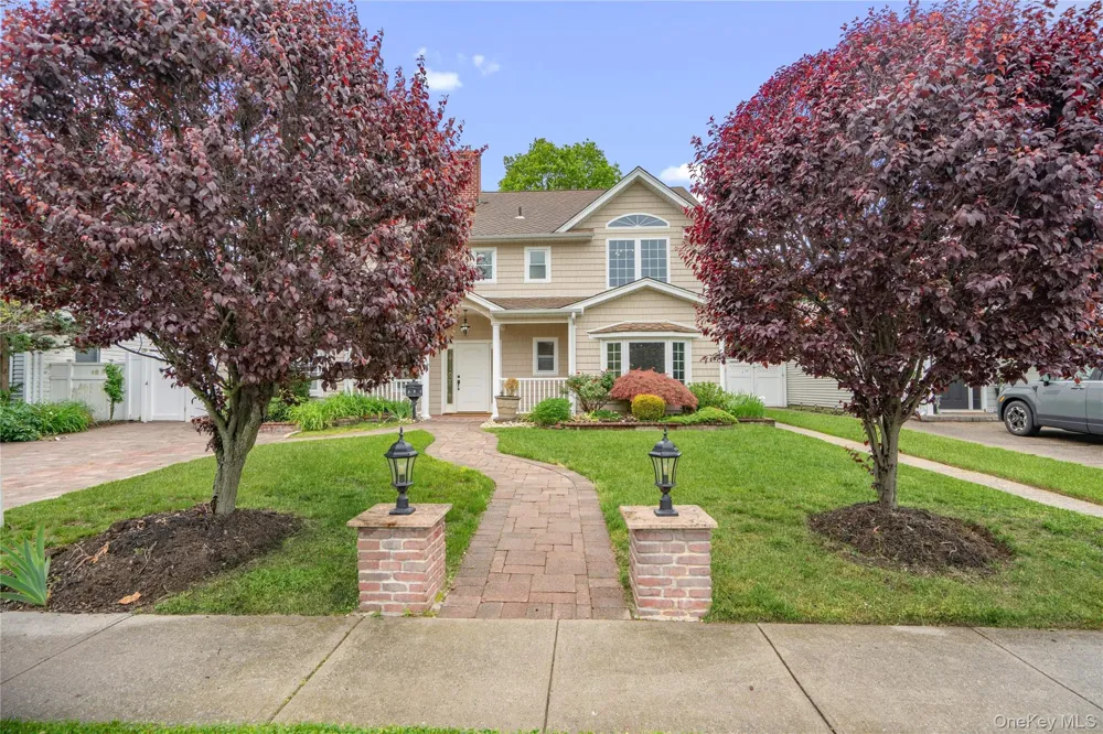 244 Water Lane S Wantagh, NY 11793