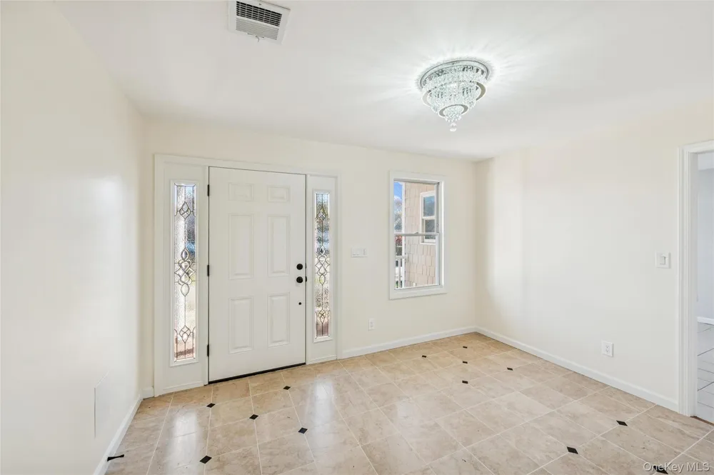 244 Water Lane S Wantagh, NY 11793
