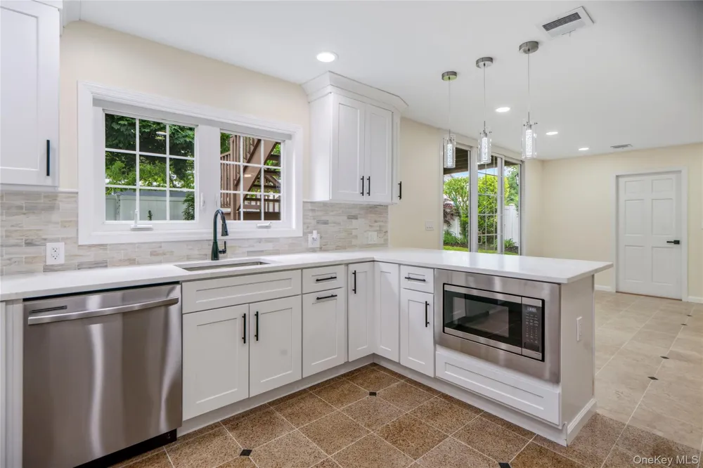 244 Water Lane S Wantagh, NY 11793
