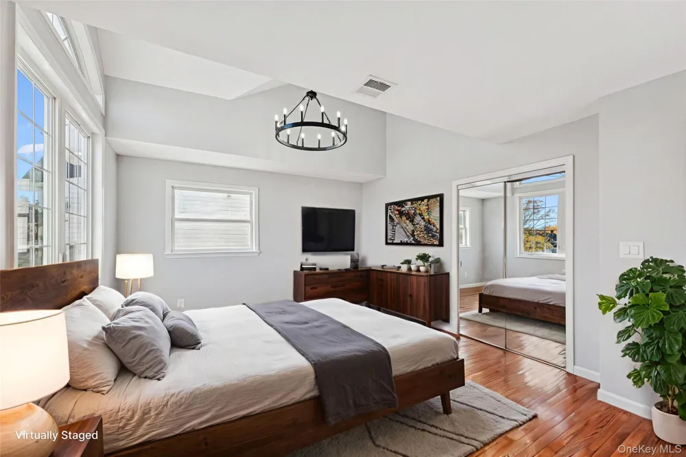244 Water Lane S Wantagh, NY 11793