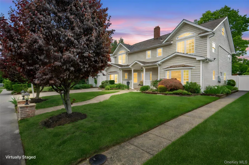 244 Water Lane S Wantagh, NY 11793