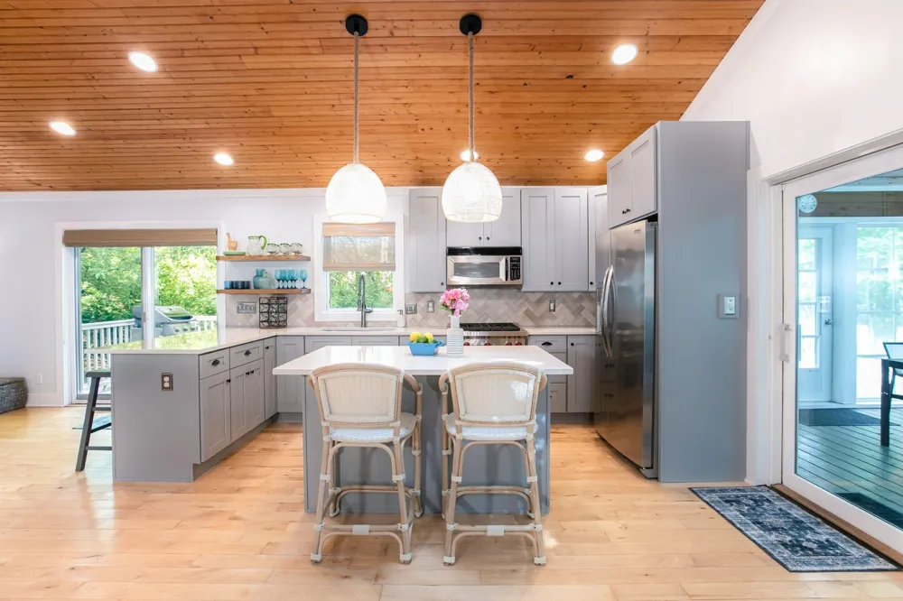 6010 Migiel Lane Sawyer, MI 49125