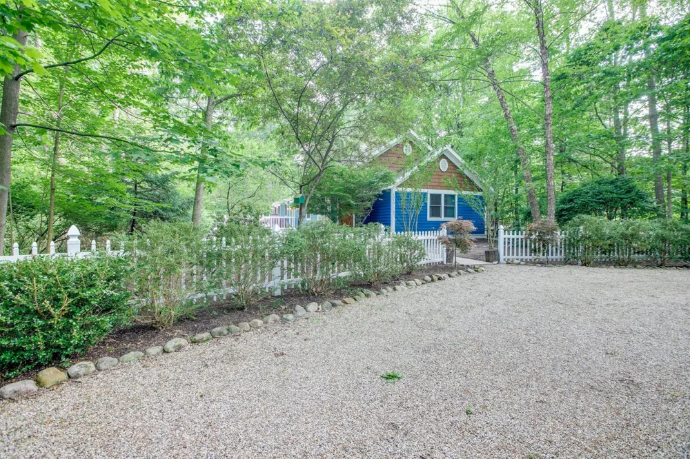 6010 Migiel Lane Sawyer, MI 49125