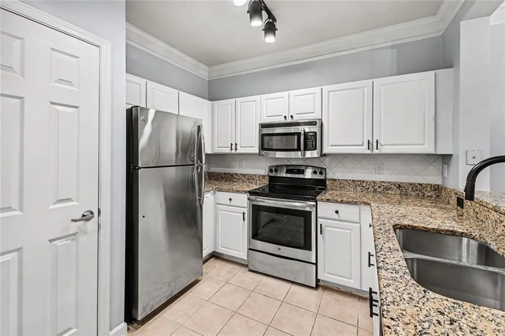 1850 Cotillion Drive #2102 Dunwoody, GA 30338