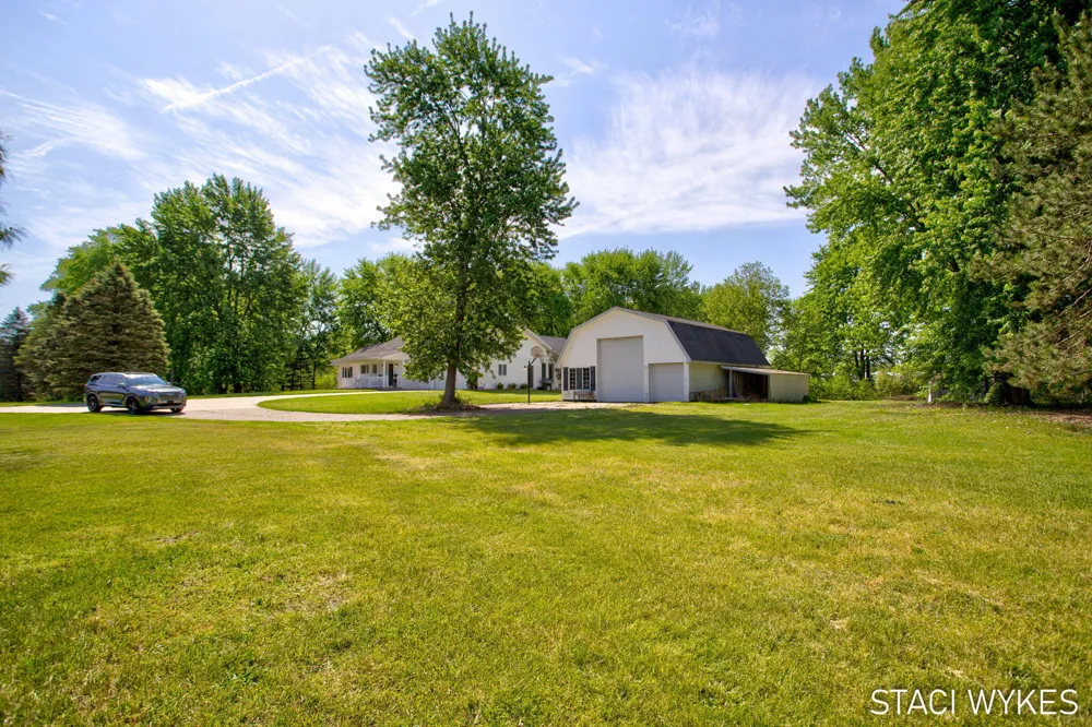 2550 Ranchland Drive SW Byron Township, MI 49315
