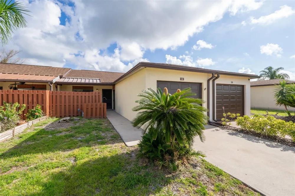 48 HEPBURN PLACE Merritt Island, FL 32953