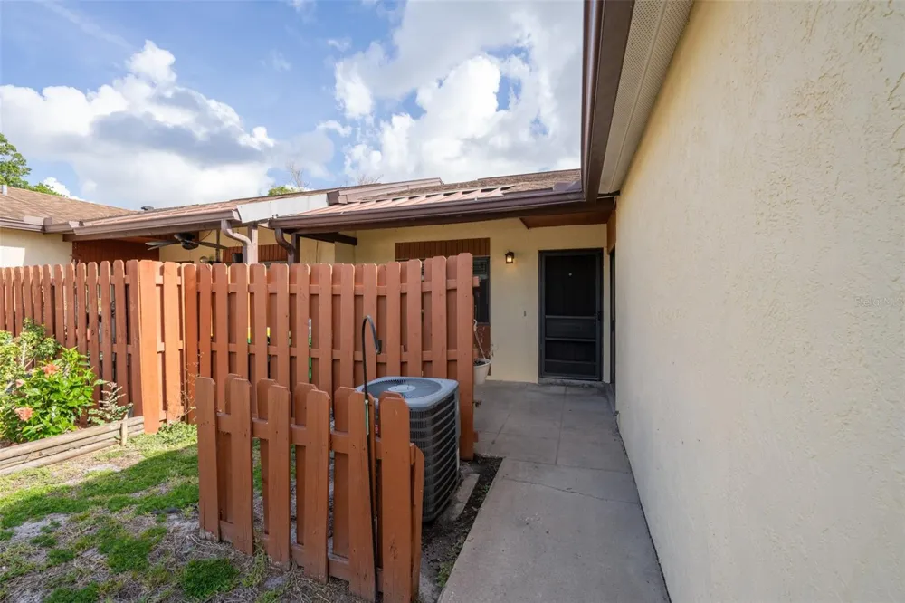 48 HEPBURN PLACE Merritt Island, FL 32953