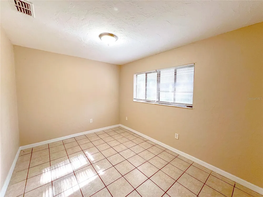 703 SW 69TH TERRACE #B Gainesville, FL 32607