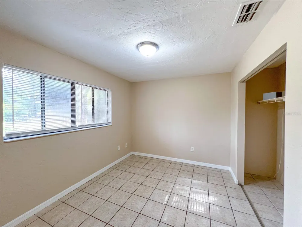 703 SW 69TH TERRACE #B Gainesville, FL 32607