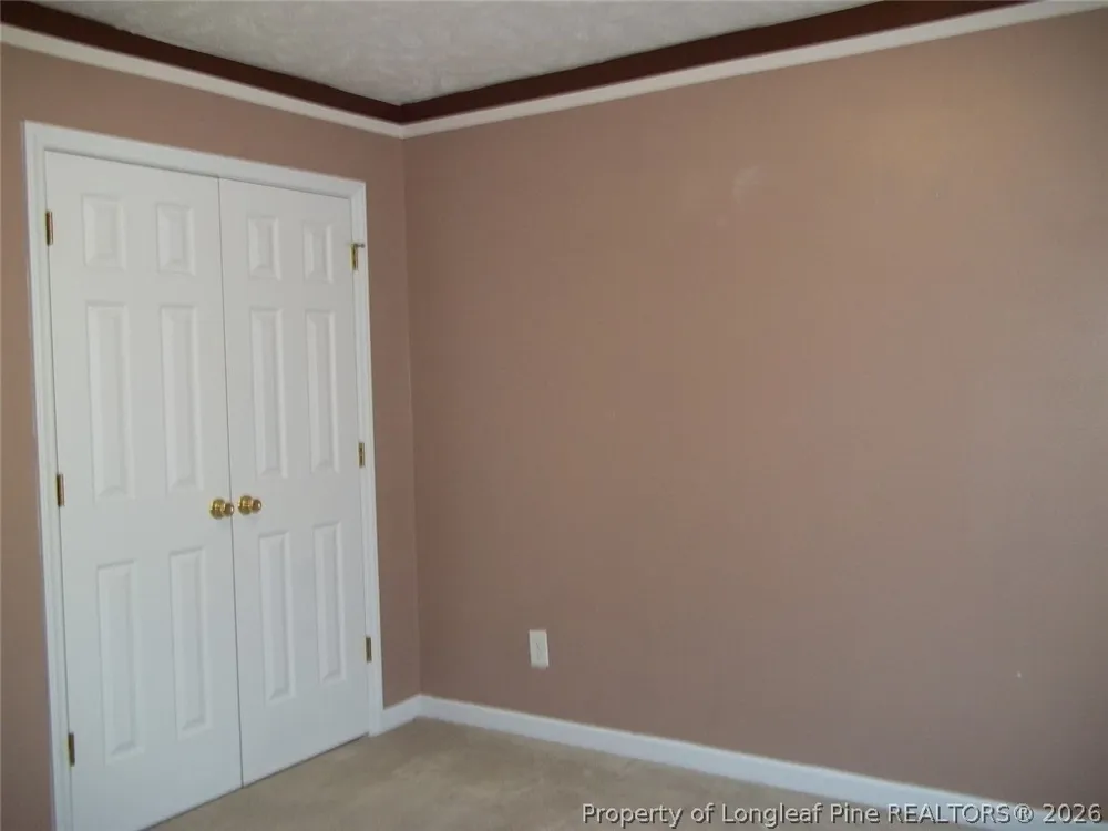 5619 Walking Trail Hope Mills, NC 28079