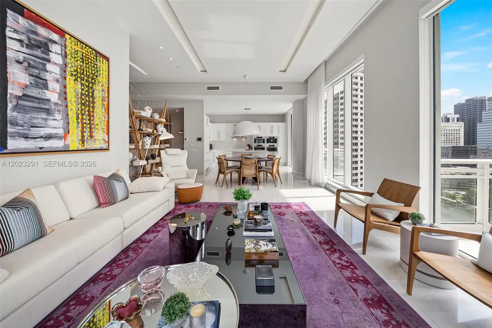 900 Brickell Key Blvd #1801 Miami, FL 33131