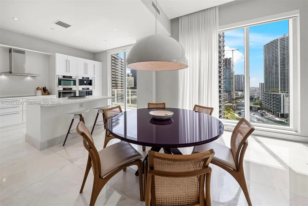 900 Brickell Key Blvd #1801 Miami, FL 33131