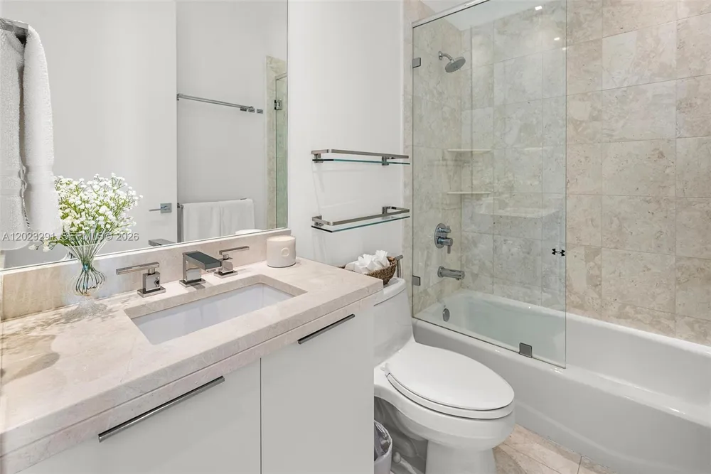 900 Brickell Key Blvd #1801 Miami, FL 33131