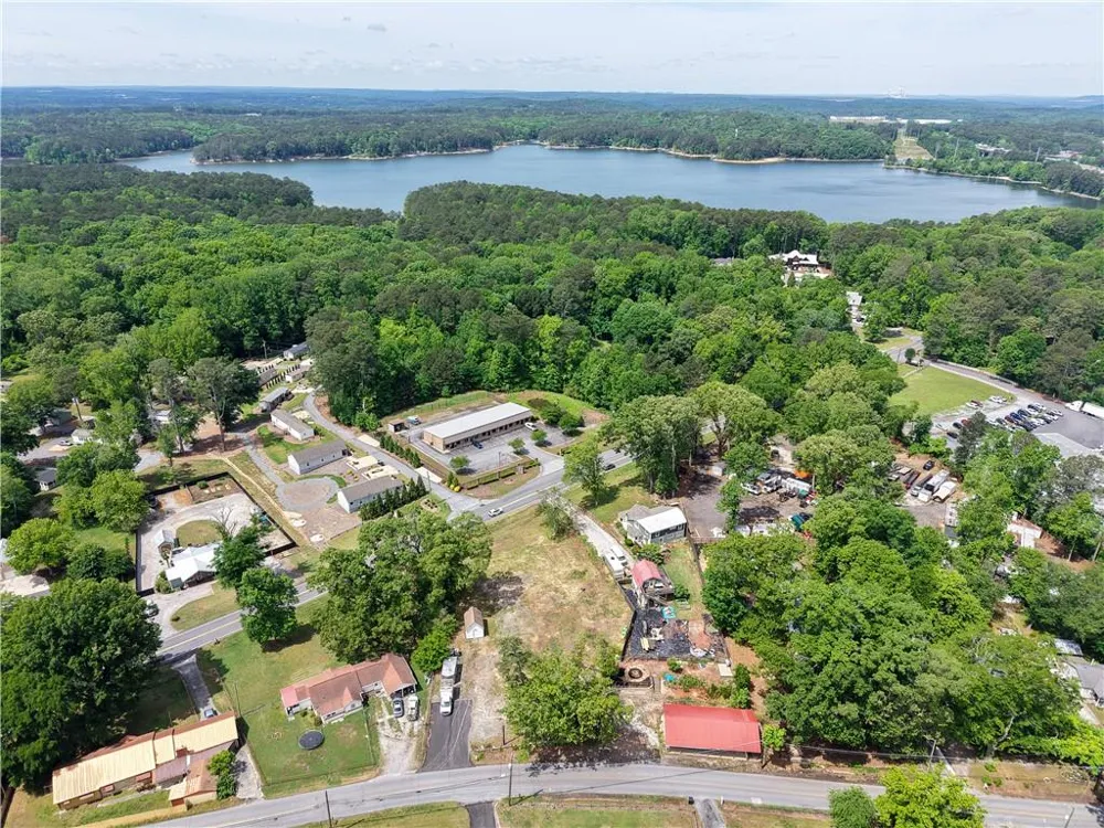 5185 Groovers Landing Road SE Acworth, GA 30101