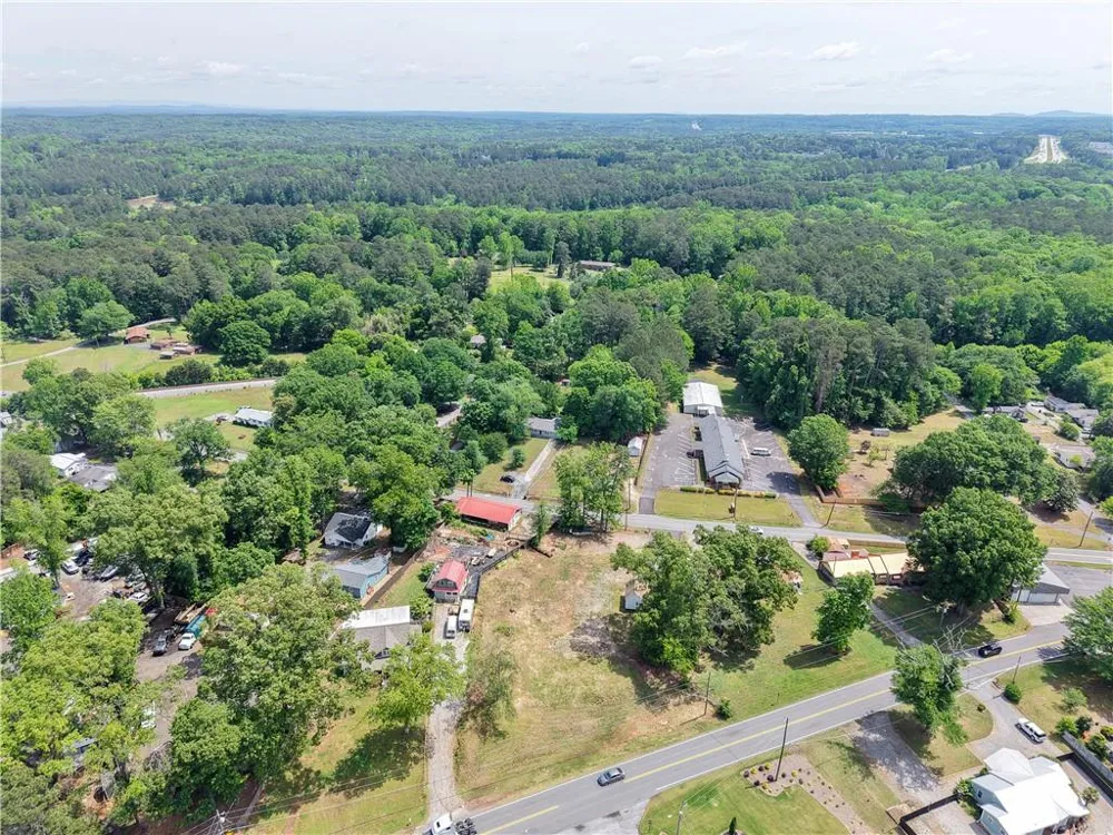 5185 Groovers Landing Road SE Acworth, GA 30101
