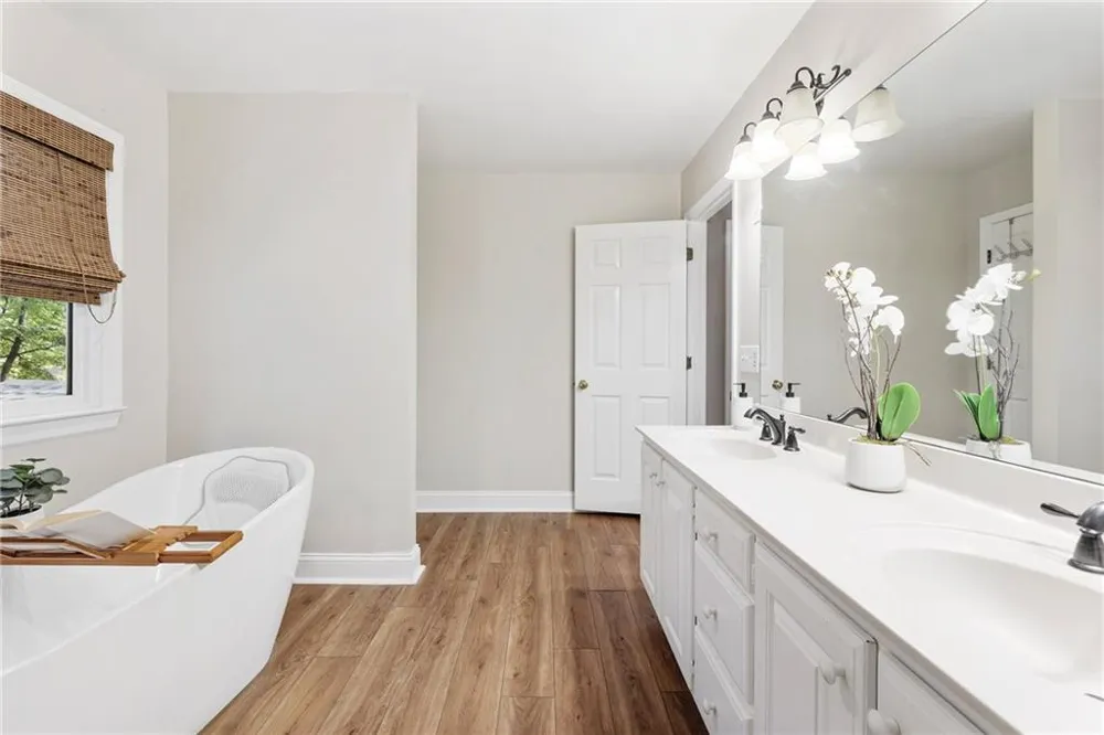 740 Windsor Court Alpharetta, GA 30009