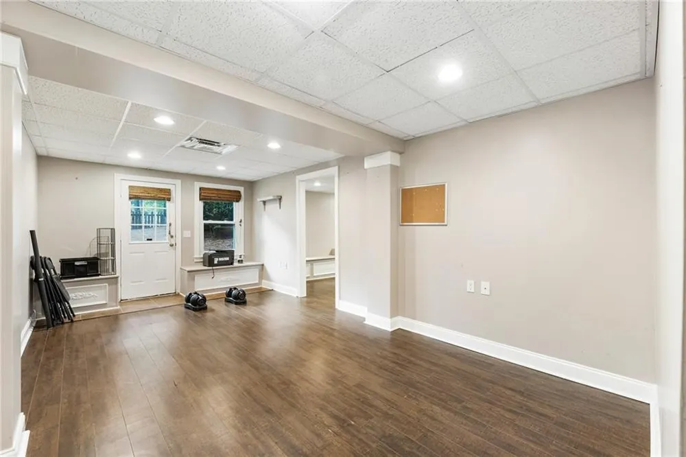 740 Windsor Court Alpharetta, GA 30009