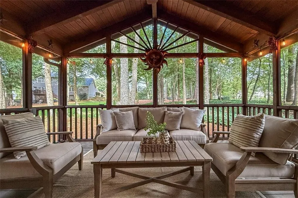 740 Windsor Court Alpharetta, GA 30009