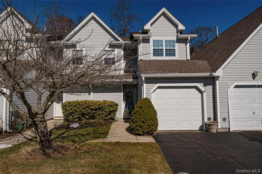 210 Erik Drive East Setauket, NY 11733