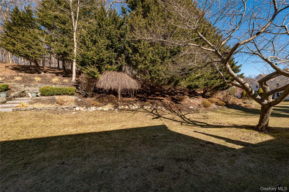 210 Erik Drive East Setauket, NY 11733
