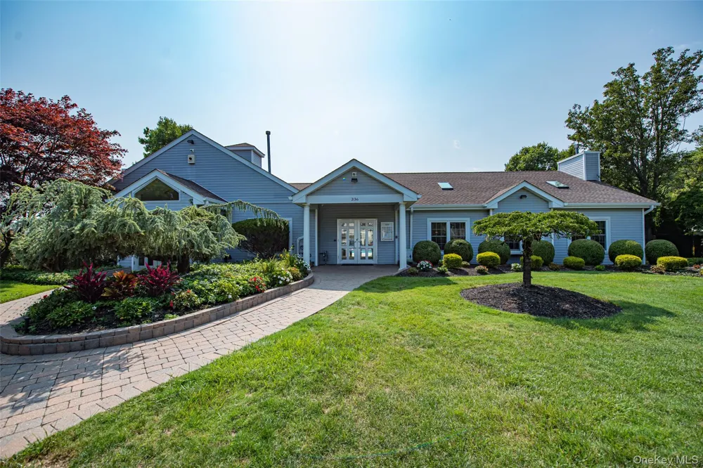 210 Erik Drive East Setauket, NY 11733