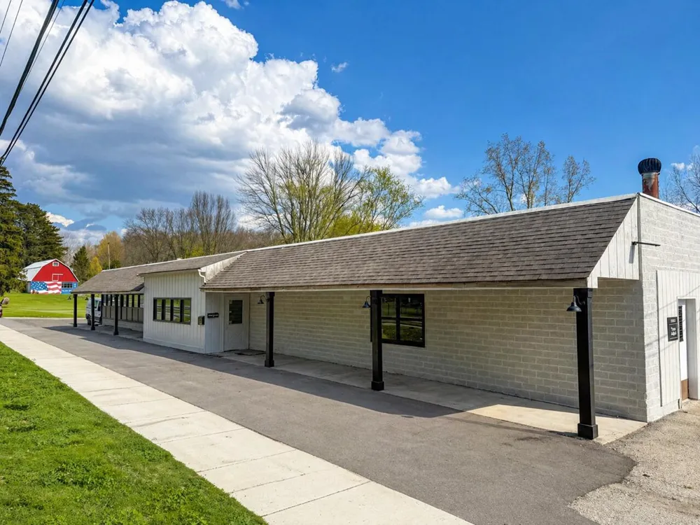 18875 W Austin Road Manchester, MI 48158