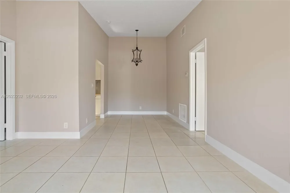 3633 NW 99th Ter #7B Sunrise, FL 33351