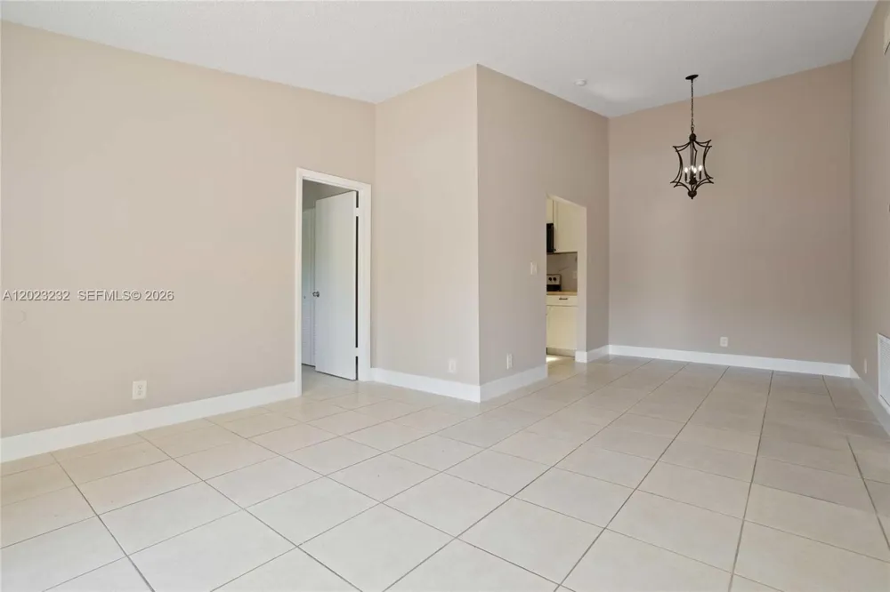 3633 NW 99th Ter #7B Sunrise, FL 33351
