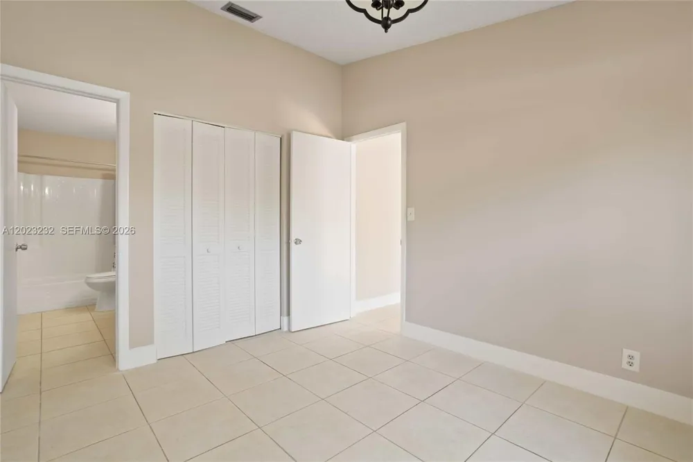 3633 NW 99th Ter #7B Sunrise, FL 33351