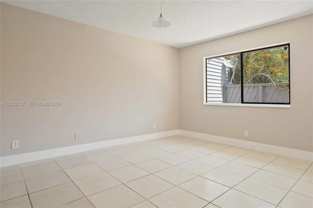 3633 NW 99th Ter #7B Sunrise, FL 33351
