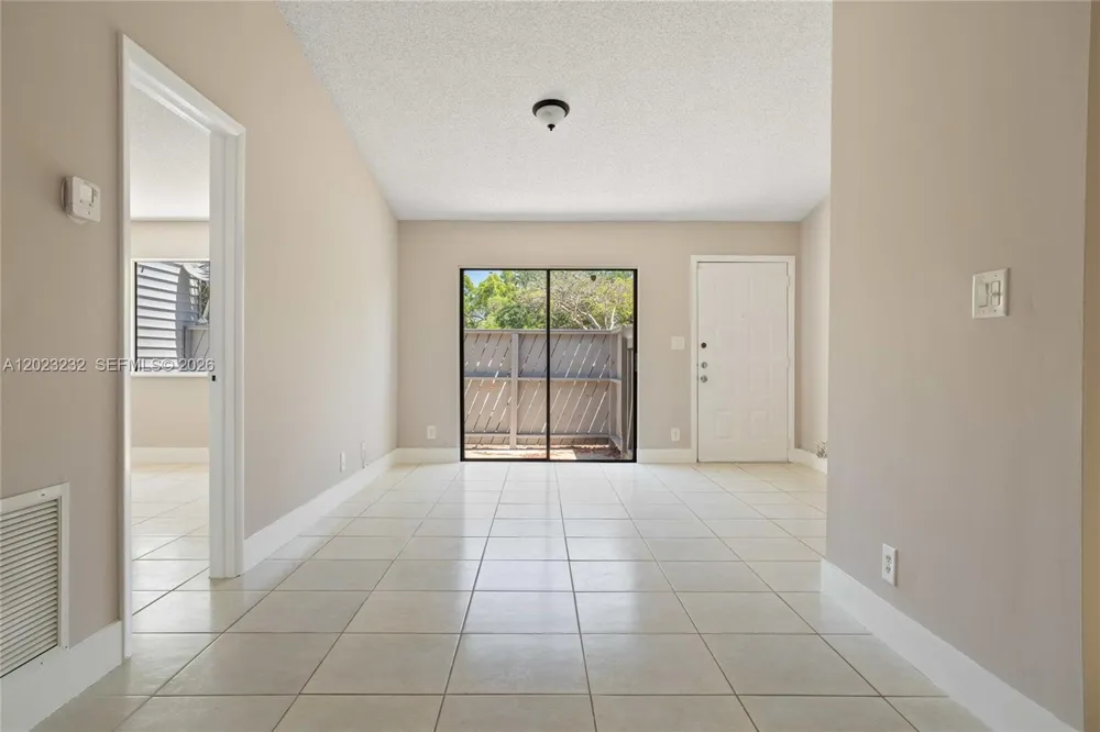 3633 NW 99th Ter #7B Sunrise, FL 33351
