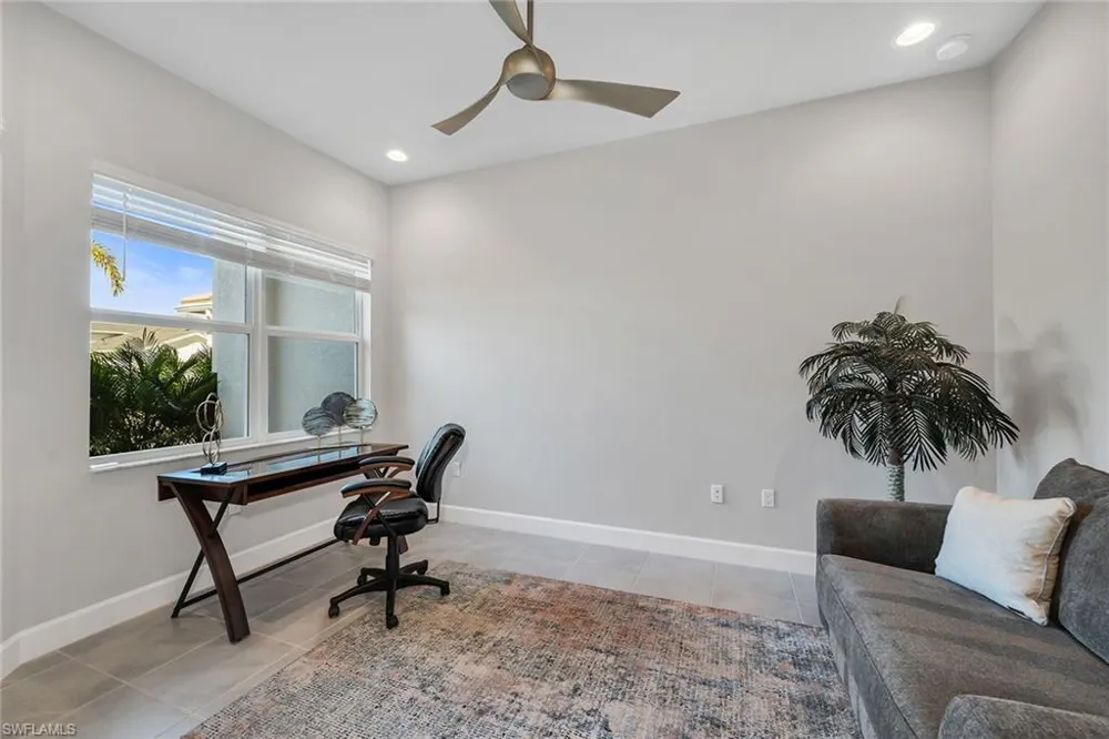28616 Lobos Circle Bonita Springs, FL 34135