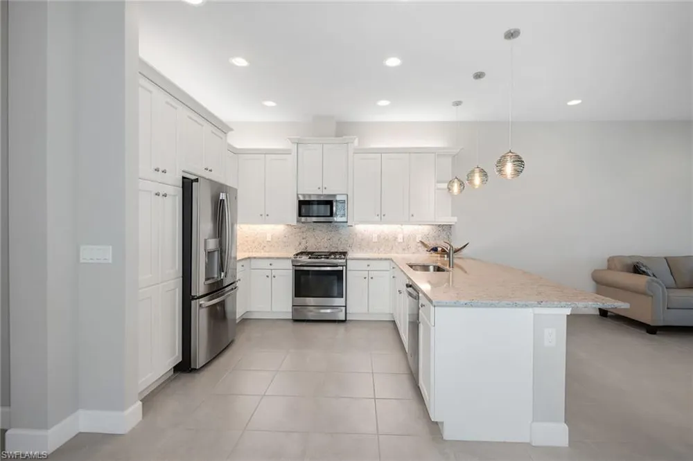 28616 Lobos Circle Bonita Springs, FL 34135