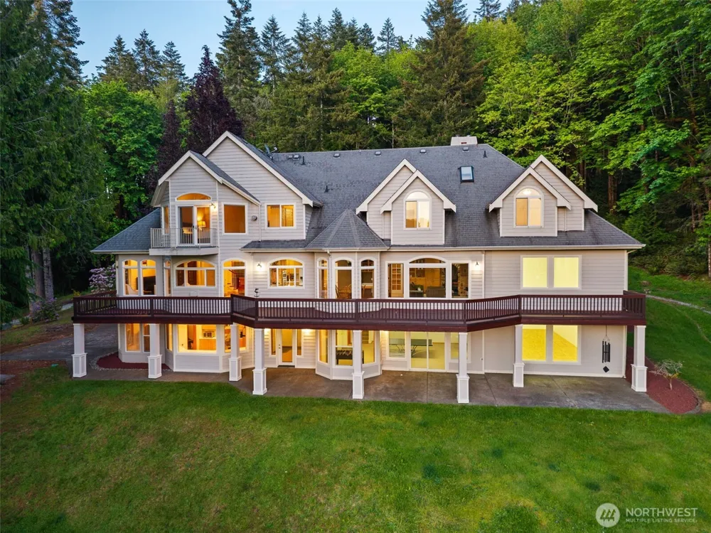 1410 Summit Lake Shore Road NW Olympia, WA 98502