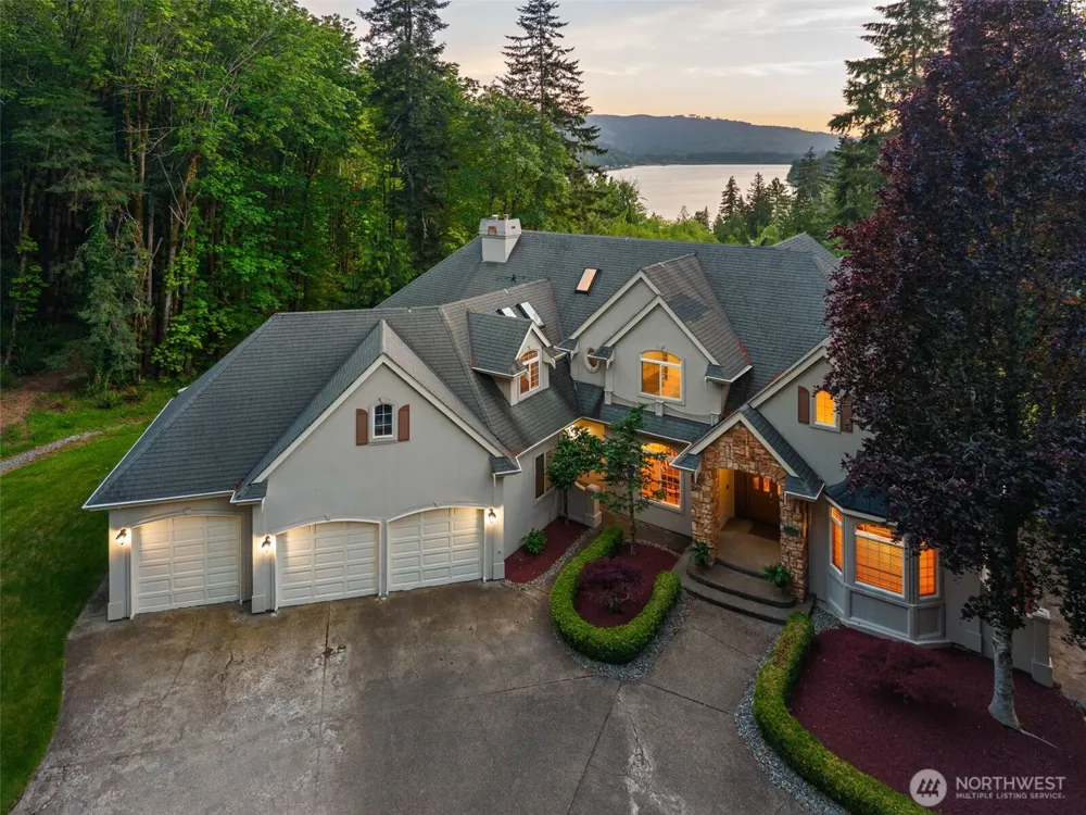 1410 Summit Lake Shore Road NW Olympia, WA 98502