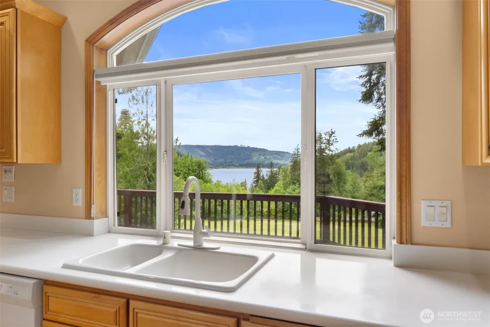 1410 Summit Lake Shore Road NW Olympia, WA 98502