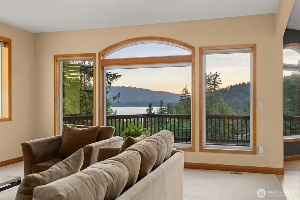 1410 Summit Lake Shore Road NW Olympia, WA 98502