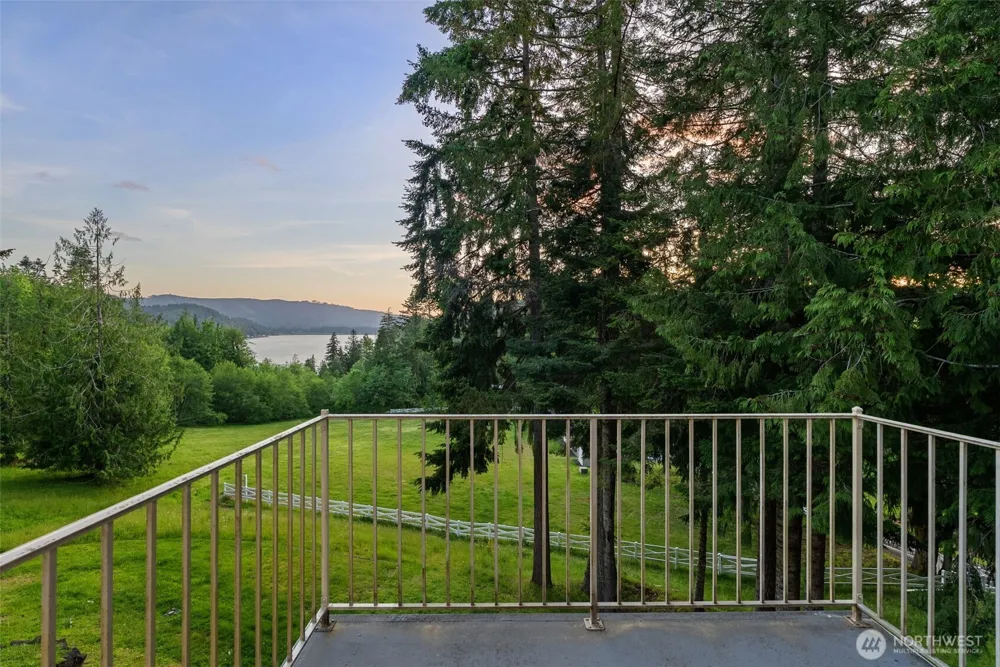 1410 Summit Lake Shore Road NW Olympia, WA 98502