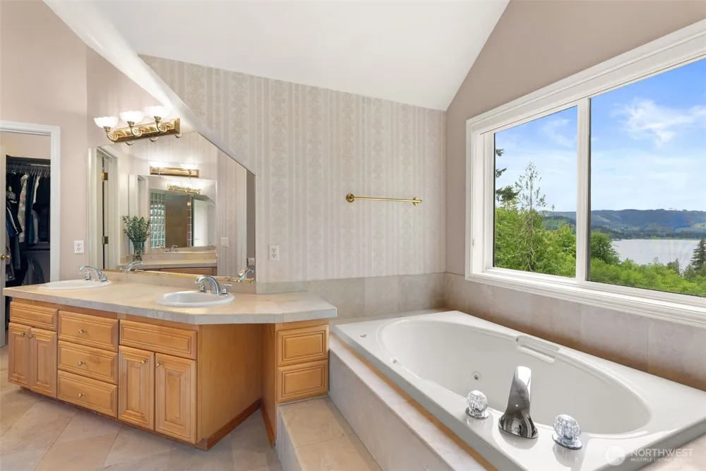 1410 Summit Lake Shore Road NW Olympia, WA 98502